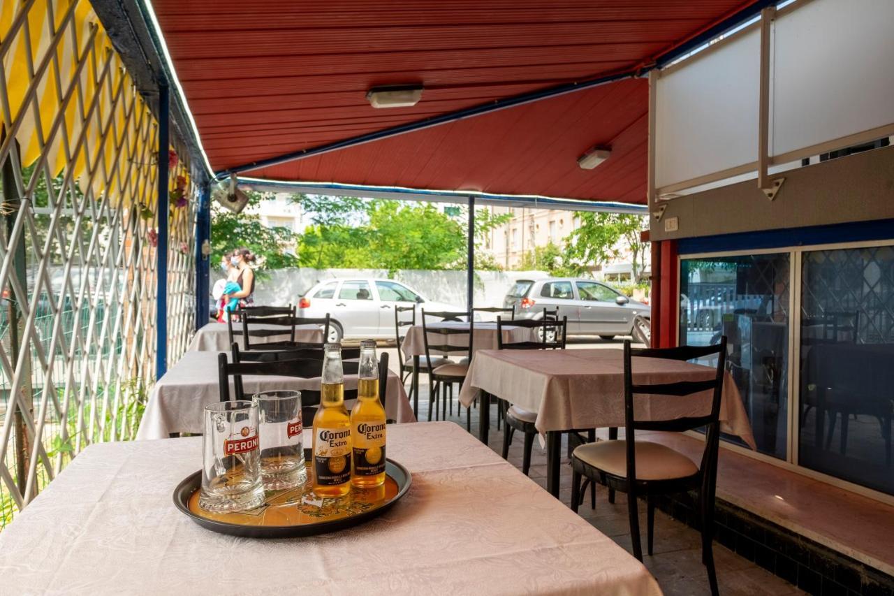 Hotel Giumer Rimini Exteriér fotografie
